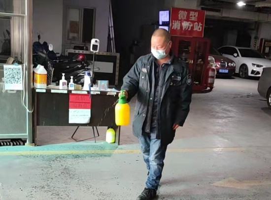 在疫情防控阻擊戰(zhàn)中為車(chē)主筑牢*堡壘